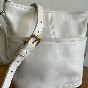 Vintage Coach Ivory Leather Crossbody Bag
